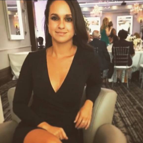 Meet your Posher, Valerie - Picture 1 of 1